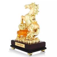 臘月出生的馬兒命好，屬馬生於臘月佳。